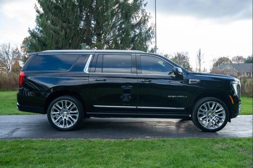 2025 GMC Yukon XL Denali