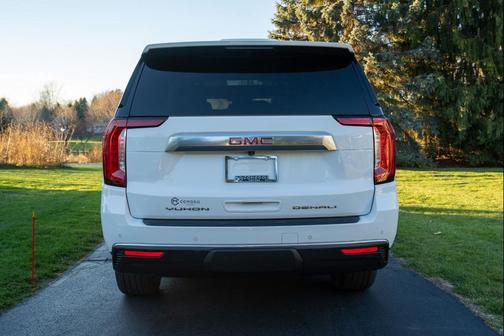2023 GMC Yukon XL Denali