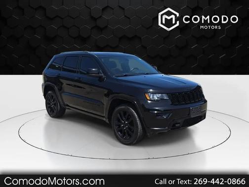 Diamond Black Crystal Pearl 2020 Jeep Grand Cherokee Altitude