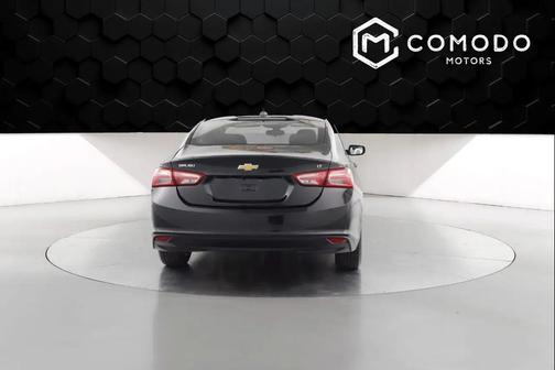 2022 Chevrolet Malibu FWD LT