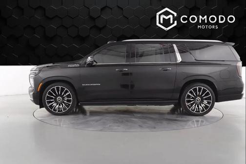 2025 Chevrolet Suburban 4WD High Country