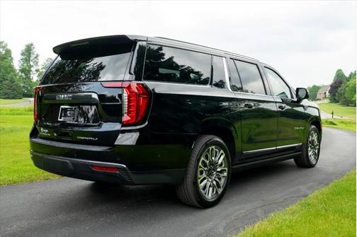 2024 GMC Yukon XL Denali Ultimate