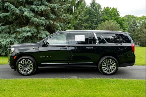 2024 GMC Yukon XL Denali Ultimate