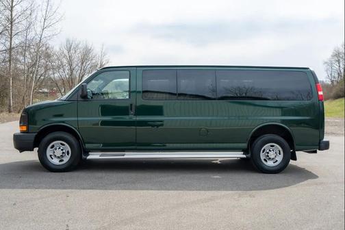2014 Chevrolet Express 3500 LS
