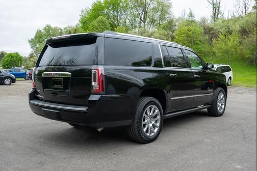 Onyx Black 2018 GMC Yukon XL Denali