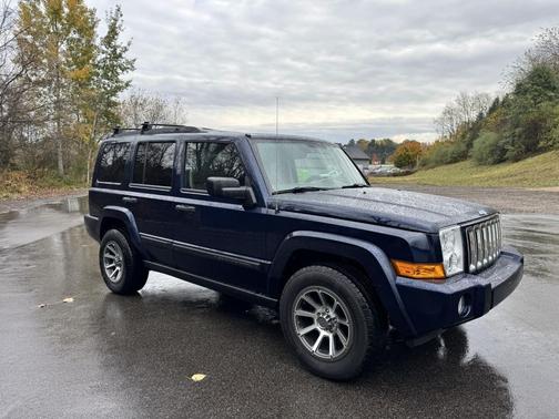 2006 Jeep Commander Base