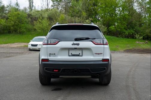 Bright White 2020 Jeep Cherokee Trailhawk Elite