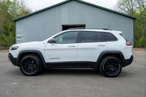 Bright White 2020 Jeep Cherokee Trailhawk Elite