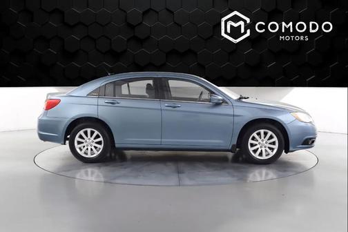 2011 Chrysler 200 Touring
