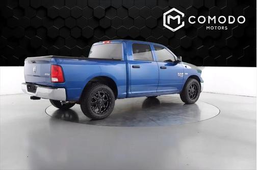 2019 RAM 1500 SLT