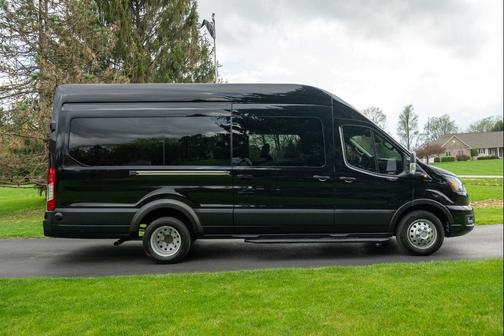 2024 Ford Transit-350 XLT