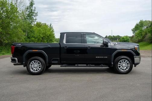 BLACK 2020 GMC Sierra 2500 SLE