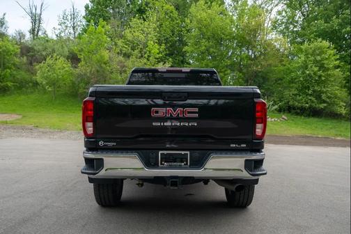 BLACK 2020 GMC Sierra 2500 SLE