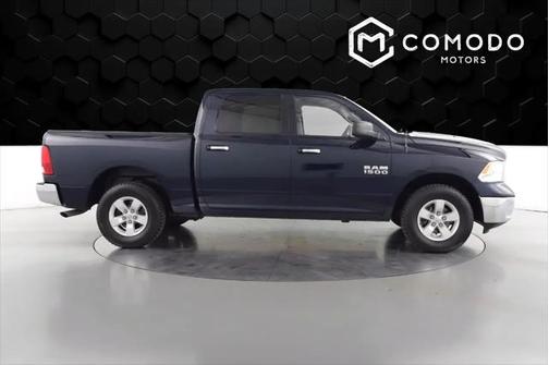 2017 RAM 1500 SLT