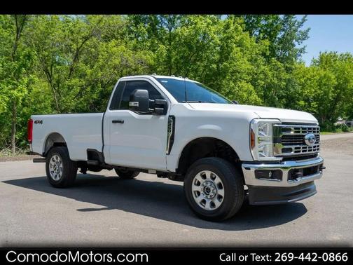 Oxford White 2024 Ford F-250 XLT