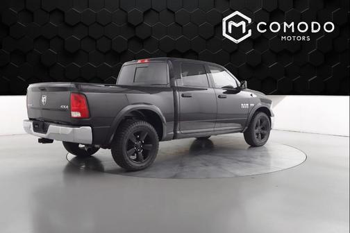 2018 RAM 1500 SLT