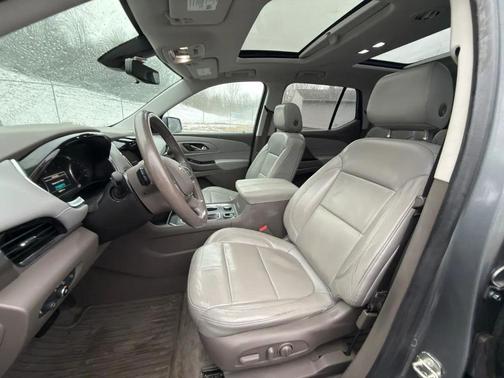 2018 Chevrolet Traverse LT