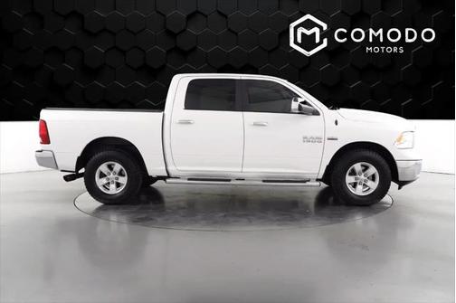 2017 RAM 1500 SLT