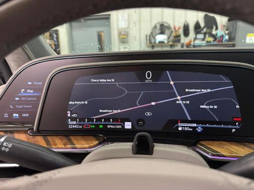 Crystal White Tricoat 2023 Cadillac Escalade Sport Platinum