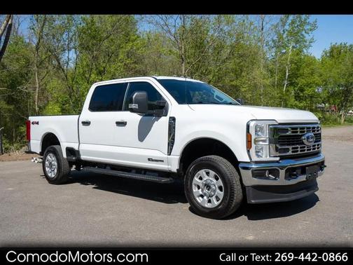 Oxford White 2024 Ford F-250 XLT