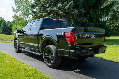 Agate Black Metallic 2024 Ford F-150 Lariat