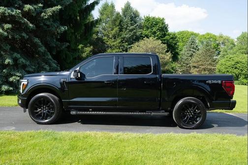Agate Black Metallic 2024 Ford F-150 Lariat