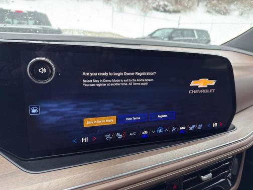 2025 Chevrolet Suburban 4WD High Country