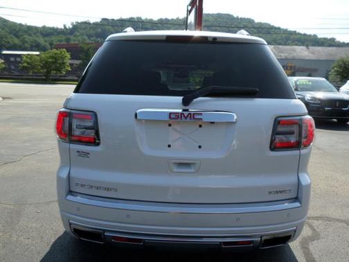 2016 GMC Acadia Denali