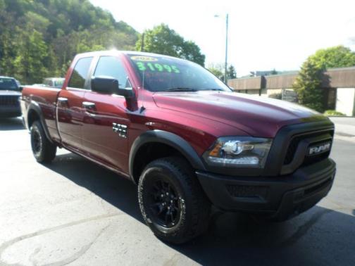 Delmonico Red Pearlcoat 2022 RAM 1500 Classic SLT