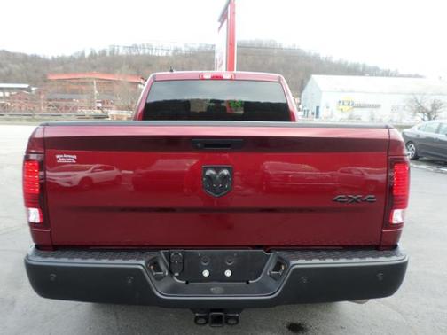 2022 RAM 1500 Classic SLT