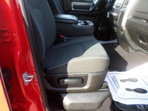 2022 RAM 1500 Classic Warlock Quad Cab 4x4 6'4' Box