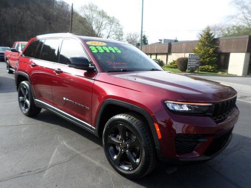 2023 Jeep Grand Cherokee Altitude