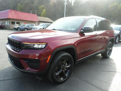 2023 Jeep Grand Cherokee Altitude