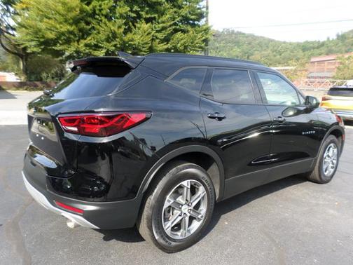 Black 2024 Chevrolet Blazer 2LT