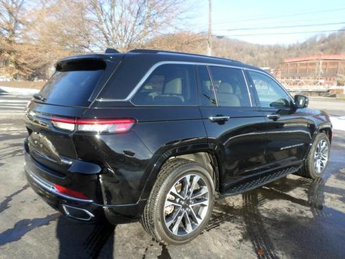 2023 Jeep Grand Cherokee Overland