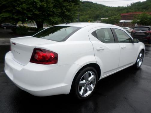 White 2012 Dodge Avenger Base