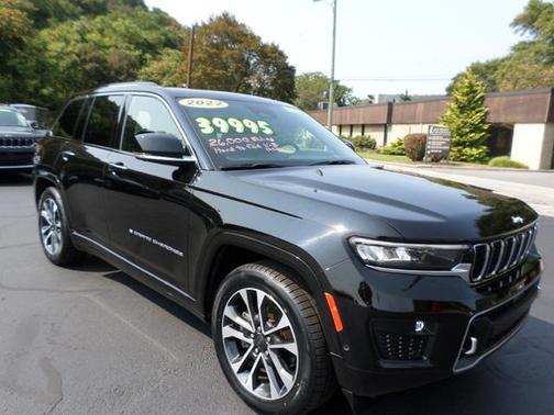 2022 Jeep Grand Cherokee Overland