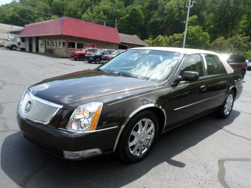 Double Espresso 2008 Cadillac DTS Luxury III