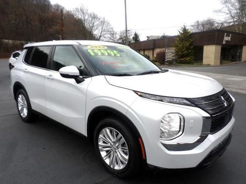 2022 Mitsubishi Outlander ES 2.5 S-AWC