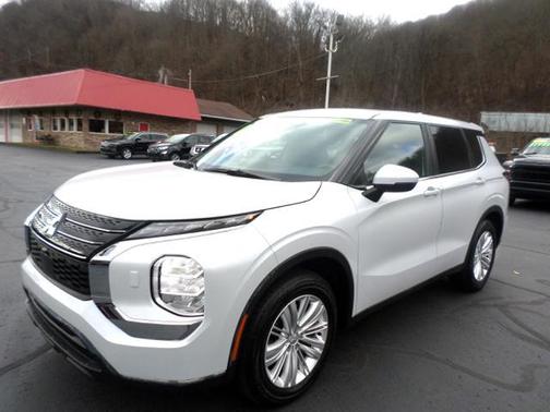 2022 Mitsubishi Outlander ES 2.5 S-AWC