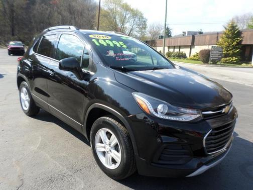 Mosaic Black Metallic 2019 Chevrolet Trax LT
