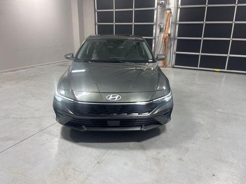 Gray 2025 Hyundai ELANTRA HEV Limited