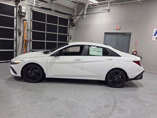 White 2026 Hyundai ELANTRA SEL Sport