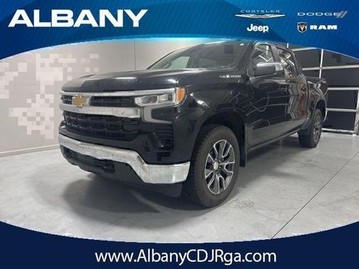 Black 2022 Chevrolet Silverado 1500 LT