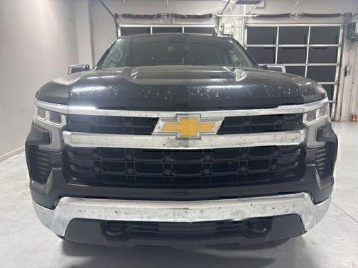 Black 2022 Chevrolet Silverado 1500 LT