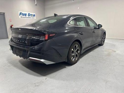 Carbon Blue 2024 Hyundai SONATA SEL
