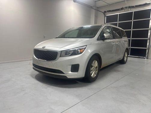 Bright Silver Metallic 2016 Kia Sedona LX