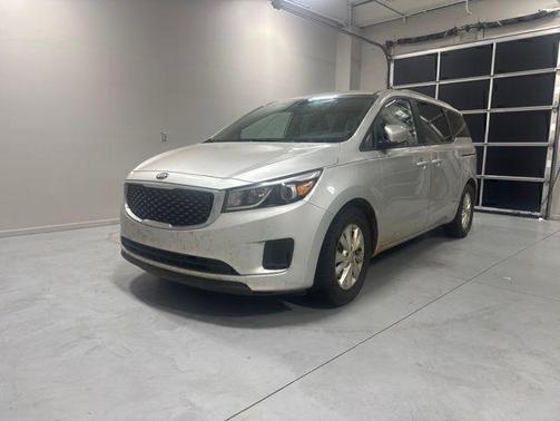 Bright Silver Metallic 2016 Kia Sedona LX