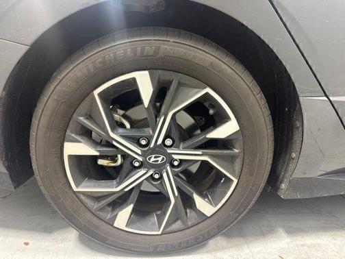 Gray 2024 Hyundai SONATA SEL
