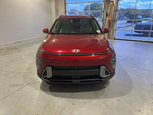 2025 Hyundai KONA SEL Convenience